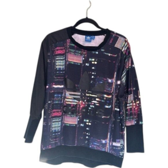 Adidas black trefoil Tokyo City printed pullover sweater size M - Picture 2 of 8